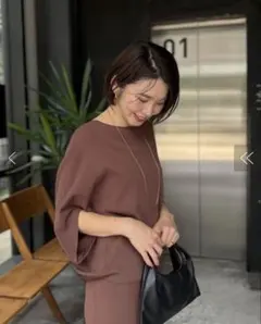 LALUTA ベージュ ニット(黒も白もあります)