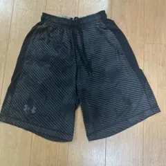 Under Armour ストライプ ブラックバスケパンツMサイズ