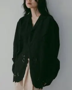 LA PEAU DE GEM toggle blouse ブラック タグ付き - メルカリ