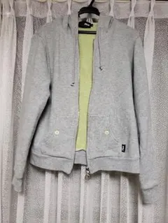 フィラ　レディース　パーカー　ジャージ　グレー