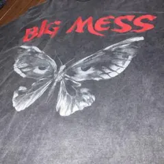 BIG MESS 蝶デザイン Tシャツ