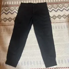 ブラック カーゴパンツ テーパード