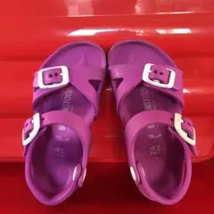 kids ビルケンシュトック ラバーサンダルのサムネイル