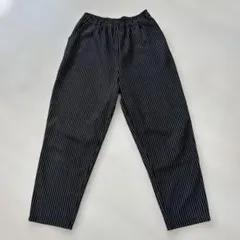 しまむら　縦ストライプ　黒　パンツ　Lサイズのサムネイル
