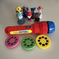 PAW PATROL 懐中電灯 フィギュアセット