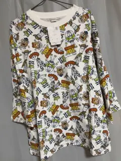最終お値下げ‼️トイストーリー総柄Tシャツ(ゆったりサイズ)