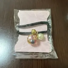 和柄ボールチャーム付きヘアゴム