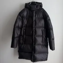 【新品同様✨】PRADA ダウンコート　ナイロン　黒　替えボタン・タグ付　L相当