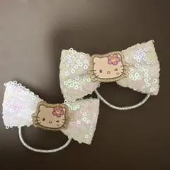 日焼けキティーヘアゴム