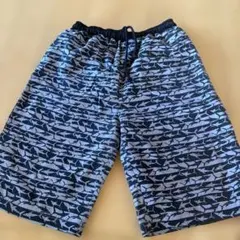 サメ柄男の子水着（メッシュライナー付き）