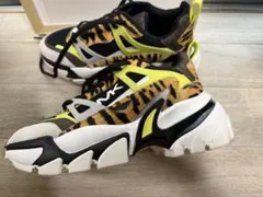 MICHAEL KORS 厚底スニーカー タイガー柄 ネオンイエローのサムネイル