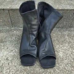 Item thumbnail for item ac015c00-0d86-40be-88ae-9001b2c04641