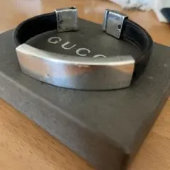 希少 GUCCI グッチ レザー シルバー バングル ブレスレット - メルカリ