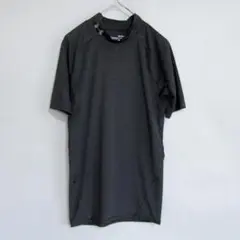 UNDER ARMOUR　アンダーアーマー　ヒートギア半袖インナーシャツＭサイズ