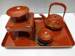 漆器 おとそセット　昭和伝統デザイン 漆器 おとそセット 伝統的なデザイン 美術品・アンティーク