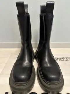 2026年最新】bottega veneta ブーツ 39の人気アイテム - メルカリ