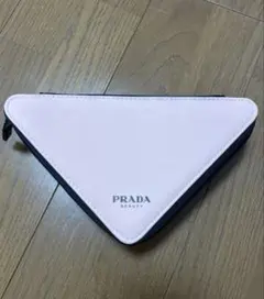 値下げしました PRADABEAUTY トライアングルポーチ プラダ ノベルティ