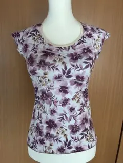 値下げ　Chacottヨガウェア トップス カップ付き 花柄 リバーシブル