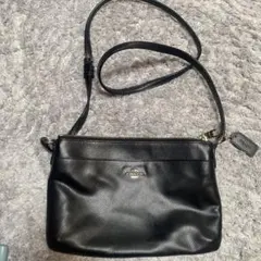 美品　COACH レザー ショルダーバッグ ブラックのサムネイル