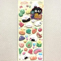 くらいところで光る　スペシャルもっちもちシール　おいしいメイト　クーリア