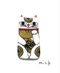 ハンドメイド陶製ブローチ　まねきねこ⑧