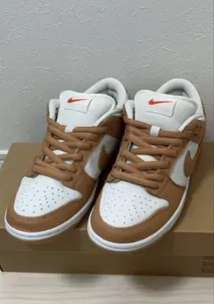 ス*高様 NIKE SBダンク ロー スニーカー26cm