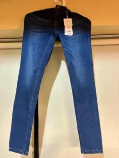 イ*ゴ様 濃い青 スキニージーンズ ストレッチデニム