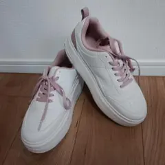 ホワイト/ピンク ローカットスニーカー