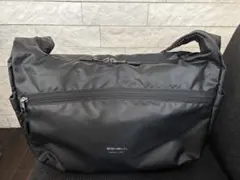 Item thumbnail for item cbccb4ac-710a-4a55-96e1-a861ef289880