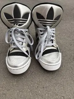 adidas ハイカット ビッグロゴ メトロ アティチュード - メルカリ