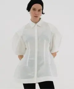 2603151 WAIST SHAPE PAFF SLEEVE TOPS 白 2 - メルカリ