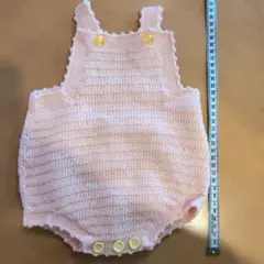 ピンクの編み物ロンパース 約34cm