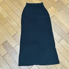 ユニクロ 3Dリブロングスカート ブラックmamekurogouchi