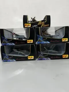 maisto 戦闘機フィギュアのサムネイル