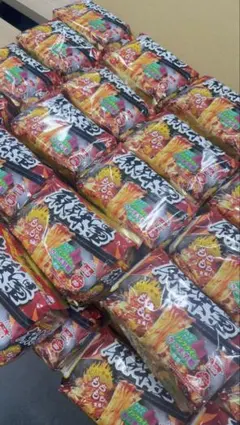 ⭐️今だけ価格⭐️今ブームの麻辣湯3食×12袋のサムネイル