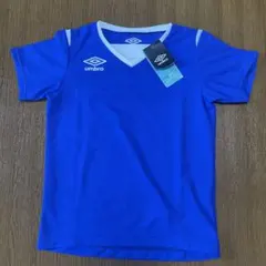 umbro 青 Vネックシャツ 130サイズ