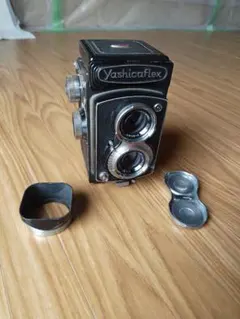 yashicaflex ジャンク品 動作未確認・ジャンク扱い】Yashicaflex ヤシカフレックス 二眼レフ