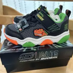 【新品未使用】SKECHERS 16.０cm 光るスニーカー