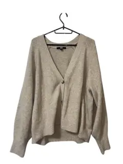 セール　ユニクロ ベージュ Vネック カーディガン XLサイズ レディース