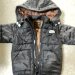 DILASH フード付き 黒ダウンコート