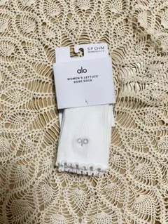 Alo Yoga Women's Lettuce Edge Sock