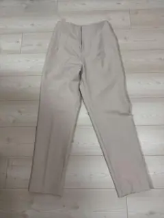 スラックス　レディース　オフィスカジュアル