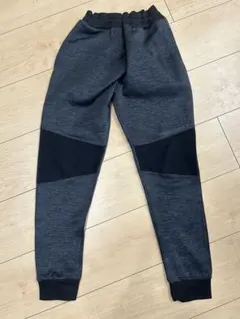 キッズ　パンツ　ボトムス　長ズボン　ジャージ　スポーツウェア 150