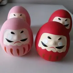 ダルマ置物 4個セット　赤　ピンク