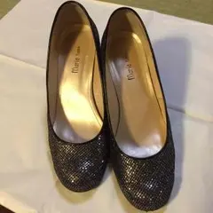 マリー ファム パンプス