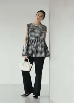 最終値下げ 美品 fifth フィフス 衿パールギャザーフリル チュニックのサムネイル