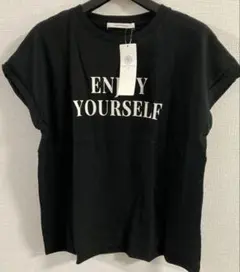 ルノンキュールENJOY YOURSELF プリント Tシャツ 黒のサムネイル