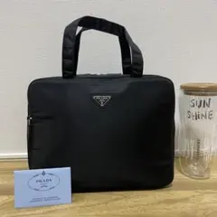 《美品》PRADA（プラダ）ナイロン ハンドバッグ ブラック 黒