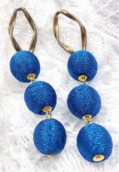 Item thumbnail for item f2d7a66e-d666-4992-ae12-2e81328f43c9