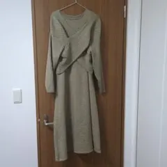 titivate クロスデザイン ニットワンピース Mサイズ